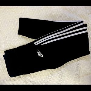 Nike black leggings